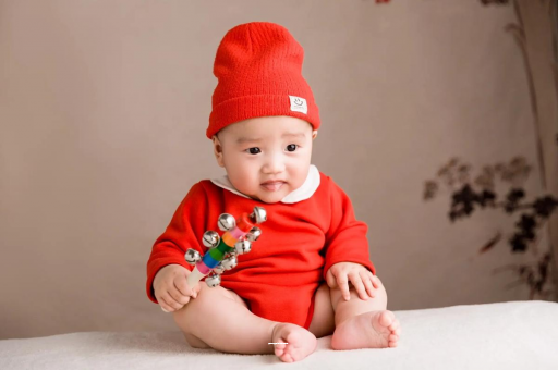 凤城六个月宝宝总是摇头 凤城六个月宝宝总是摇头